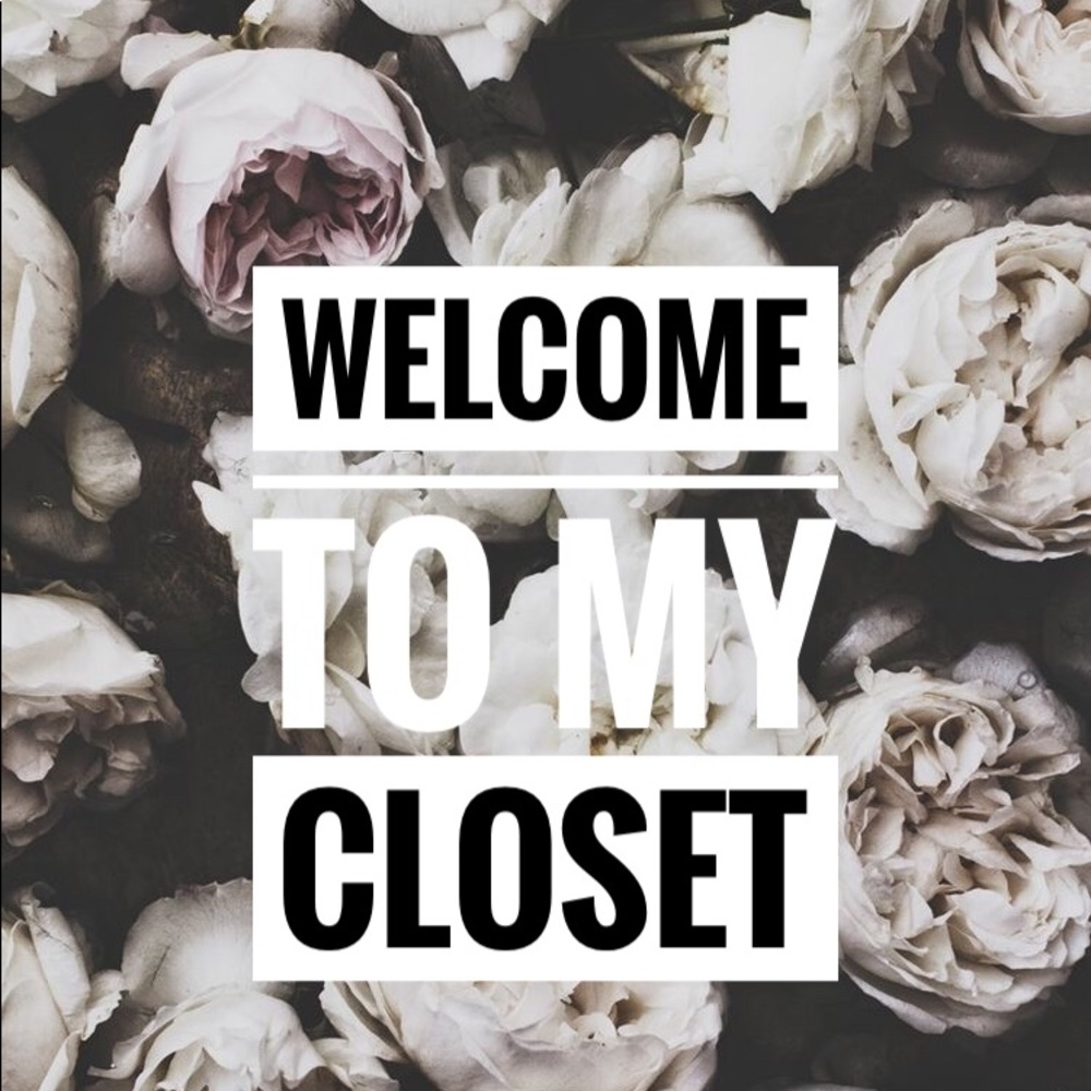 Welcome to my Posh Closet!
